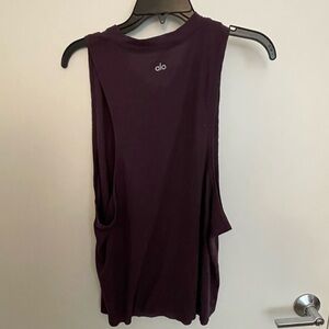 Alo yoga top